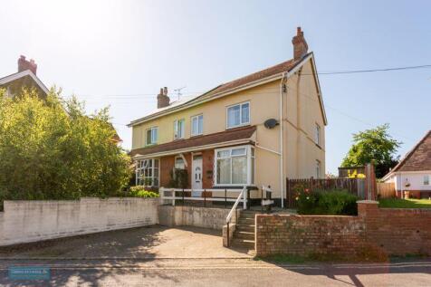 4 bedroom semi-detached house for sale
