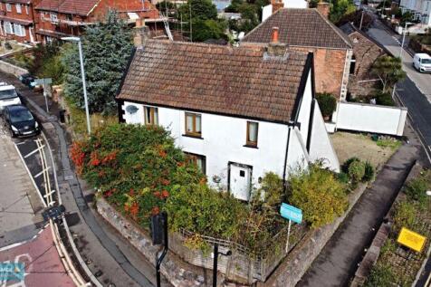 Greenway Road, Taunton 2 bed detached house for sale