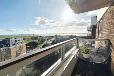 Lingfield Court, Blount Road, Portsmouth 2 bed apartment for sale