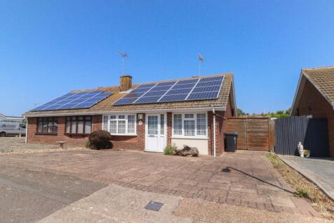 Ingoldsby Road, Birchington, Kent, CT7 3 bed bungalow for sale