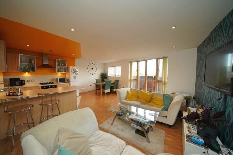 Colchester House 2 bed apartment for sale