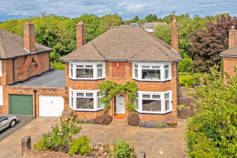 Garth Drive, Chester, Chester 3 bed detached house for sale