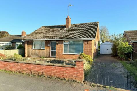 3 bedroom detached bungalow for sale