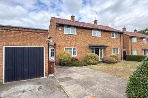 Gainsborough Road, 1 NG24 4 bed detached house for sale