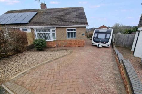 2 bedroom semi-detached bungalow for sale