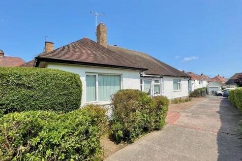 Hafod Road West, Penrhyn Bay, Llandudno 3 bed detached bungalow for sale