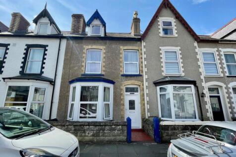 Victoria Street, Craig y Don, Llandudno 5 bed terraced house for sale