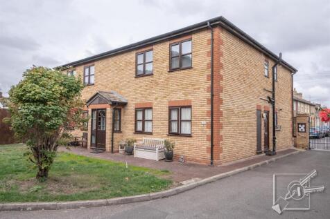 Trafalgar Road, Gravesend 2 bed retirement property for sale