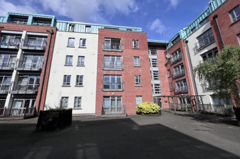 Beauchamp House (1st floor)... 2 bed flat for sale