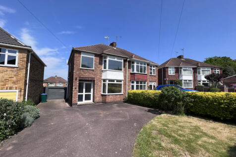 Harvey Close, Allesley, Coventry, CV5... 3 bed semi