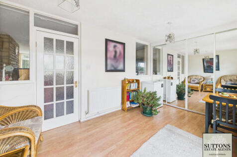 Shetland Close, CV5 Eastern Green 3 bed terraced house for sale