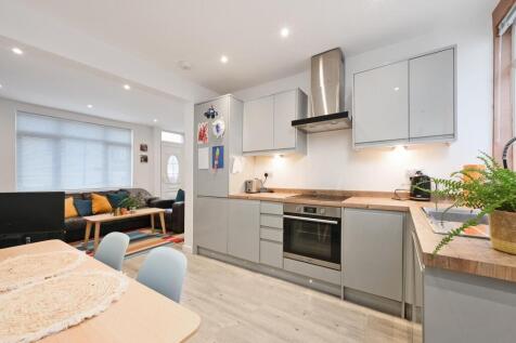 Carlyle Street, Brighton 3 bed house for sale
