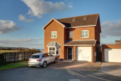 5 bedroom detached house for sale