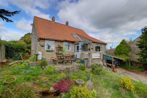 4 bedroom detached bungalow for sale