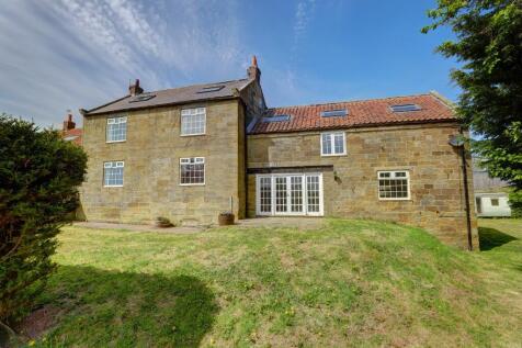 6 bedroom farm house for sale