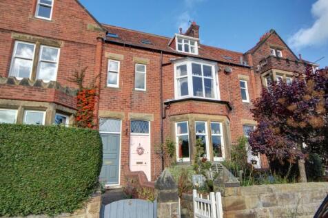 5 bedroom terraced house for sale
