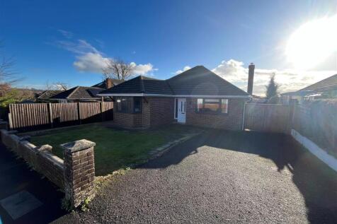 Ilynton Avenue, Firsdown, Salisbury 3 bed detached bungalow for sale