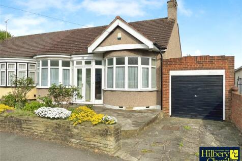 Minster Way, Hornchurch, RM11 3 bed bungalow for sale