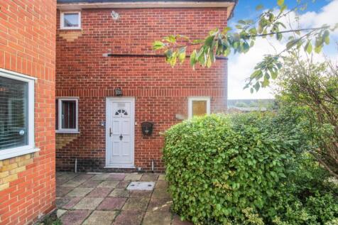South End Road, Hornchurch, RM12 1 bed semi