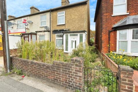 Wennington Road, Rainham, RM13 2 bed terraced house for sale