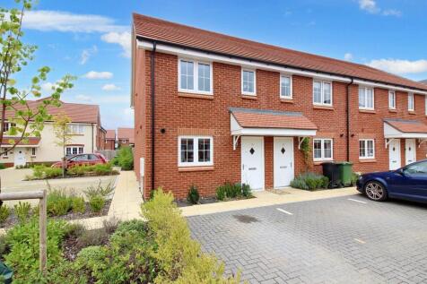 Charlie Jones Road, Thame 2 bed end of terrace house for sale