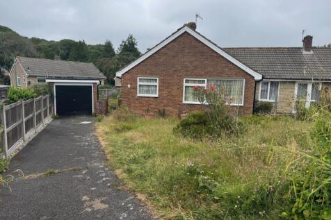 3 bedroom semi-detached bungalow for sale