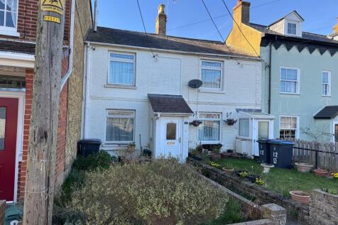 10 Sandwich Road, Eythorne, Dover, Kent 2 bed terraced house for sale