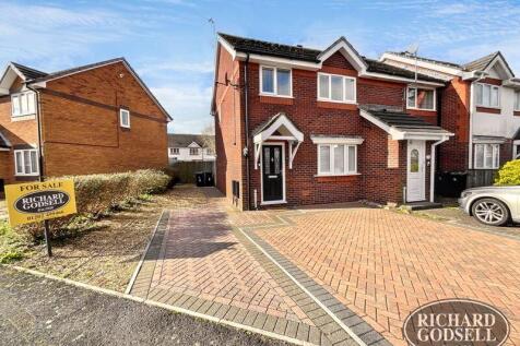 3 bedroom end of terrace house for sale
