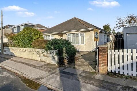 3 bedroom bungalow for sale