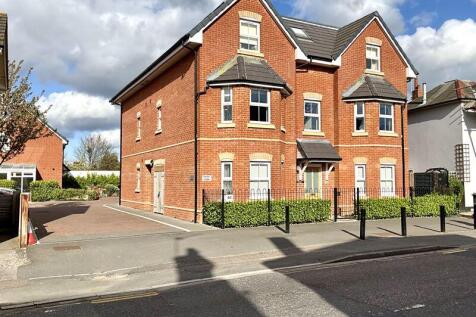 Ashley Road, Bournemouth 2 bed apartment for sale