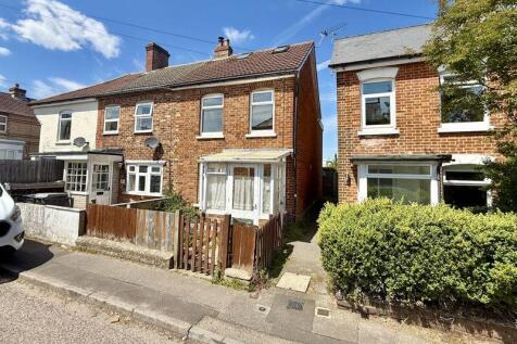 Cromwell Road, Southbourne, Bournemouth 3 bed semi