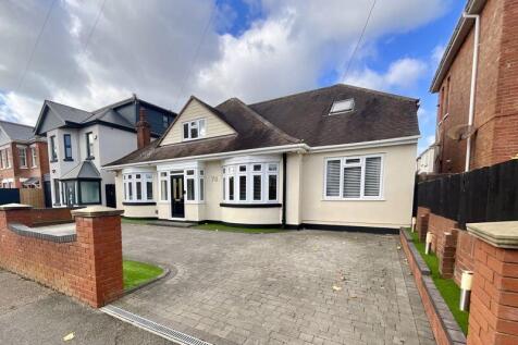 Castlemain Avenue, Southbourne 5 bed detached house for sale