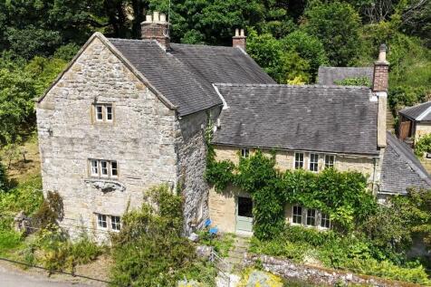 6 bedroom detached house for sale