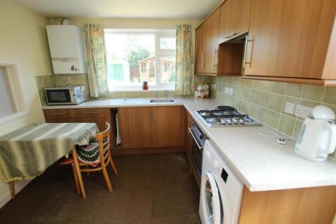 Drake Road, Bishopstoke, Eastleigh 3 bed detached house for sale