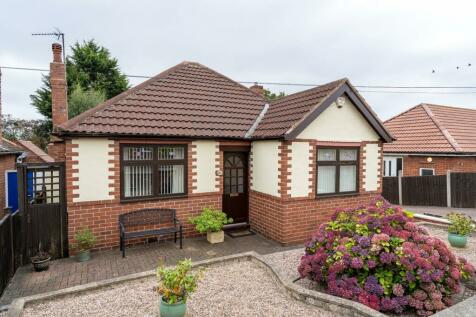 2 bedroom detached bungalow for sale