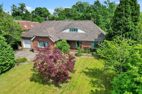 Church Road, Earley 5 bed detached house for sale