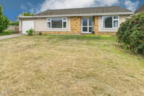 Dewstow Gardens, Caldicot... 3 bed bungalow for sale
