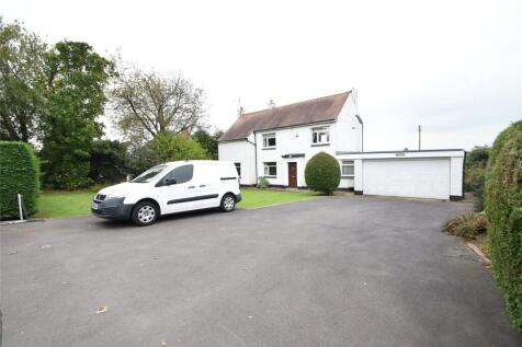 Caerleon Road, Llanfrechfa, Cwmbran... 3 bed detached house for sale