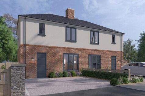 Semi-detached house for sale