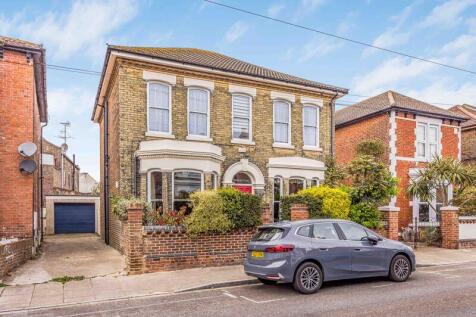 Albert Grove, Southsea 4 bed detached house for sale