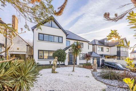 London Road, Cosham 5 bed detached house for sale