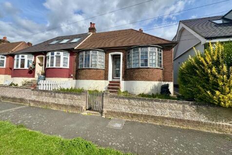 2 bedroom semi-detached bungalow for sale