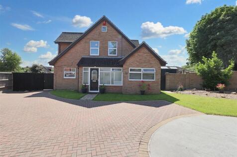 Colville Road, Lowestoft 4 bed detached house for sale