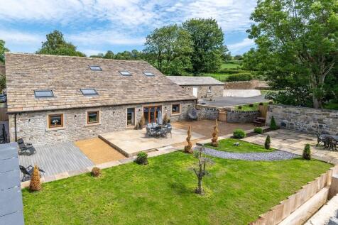 Nappa BD23 5 bed barn conversion for sale