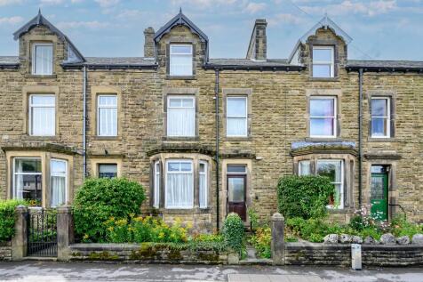 5 bedroom terraced house for sale