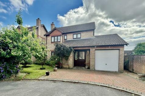 Woodcombe, Melksham SN12 4 bed detached house for sale