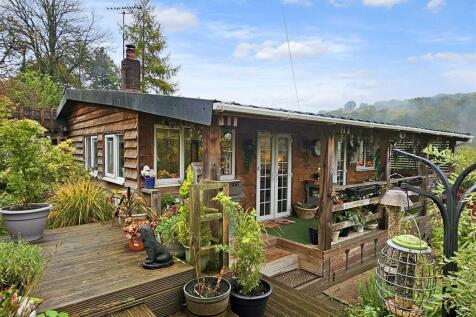 Hawkbatch, Bewdley 2 bed chalet for sale