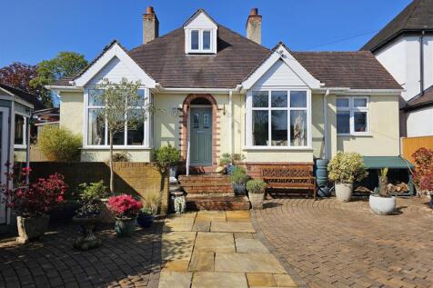 New Road, Bewdley, Worcestershire 4 bed detached house for sale