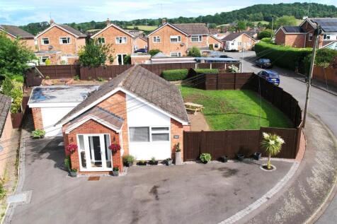Hilltop Avenue, Bewdley 2 bed detached bungalow for sale