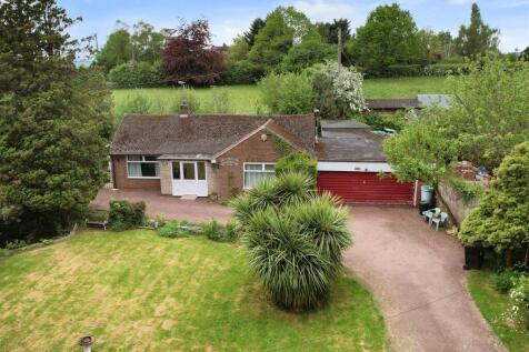 Cross Lane Head, Cross Lane Head... 3 bed detached bungalow for sale